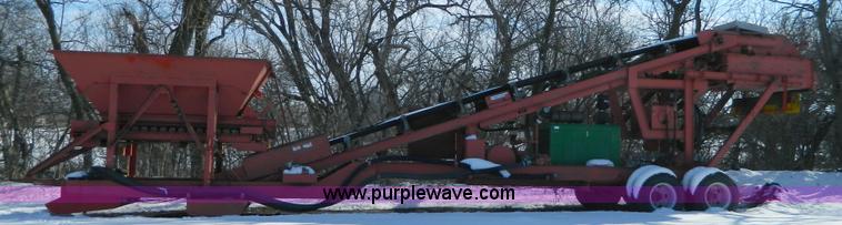 image for item D8828 1993 Peerless 3076-HPP twin-shaft portable pugmill