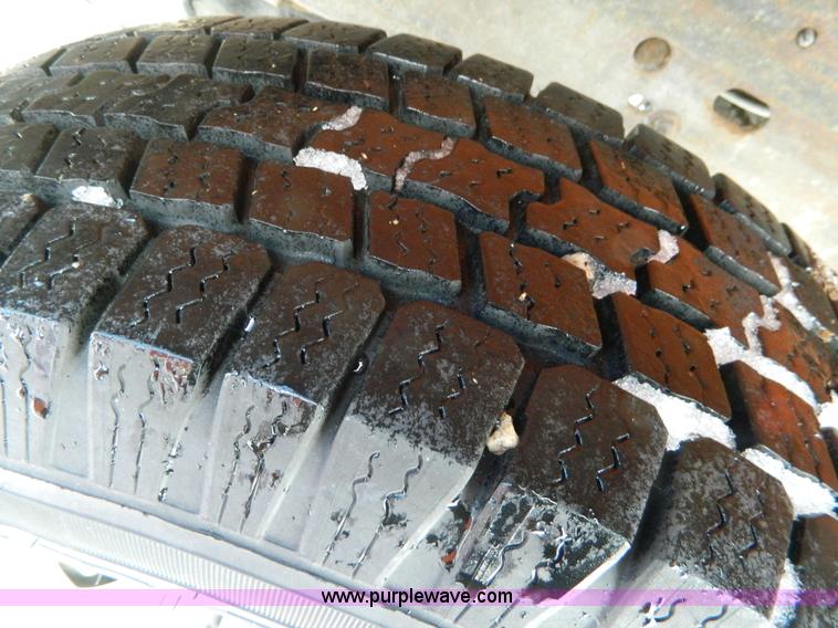 image for item D8831 2002 Chevrolet Silverado 2500HD pickup truck