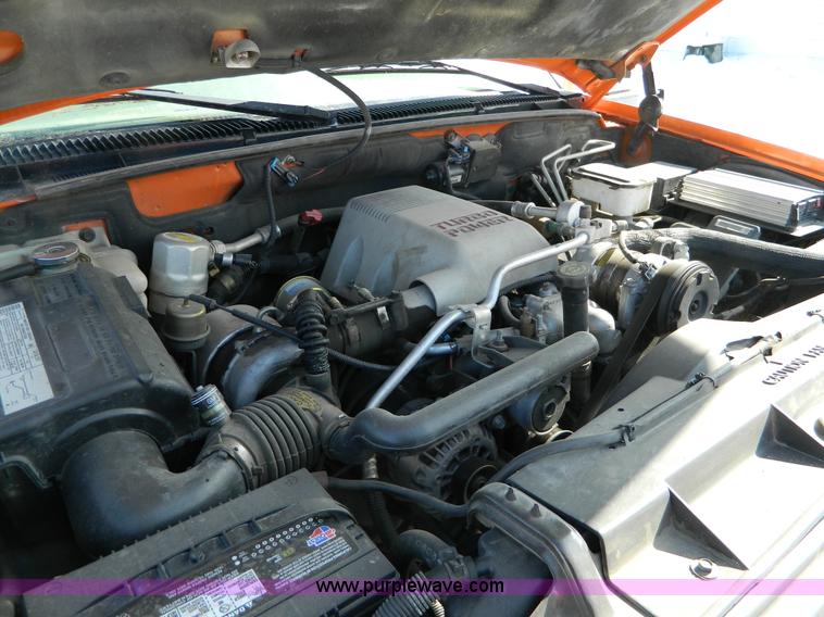 image for item D8833 2000 Chevrolet C3500 LS pickup truck