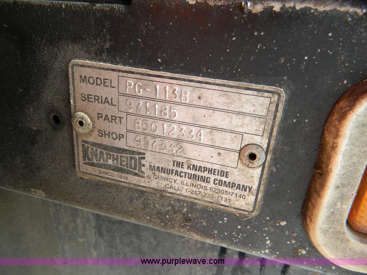 image for item D8833 2000 Chevrolet C3500 LS pickup truck