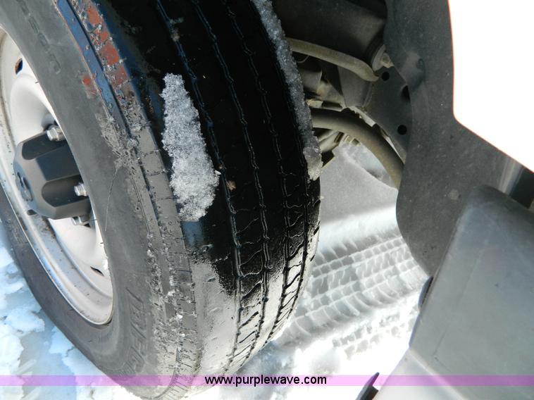 image for item D8834 2001 Dodge Ram 1500 pickup truck