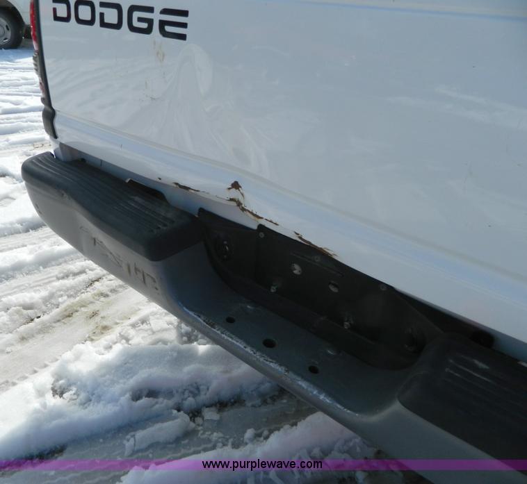 image for item D8834 2001 Dodge Ram 1500 pickup truck