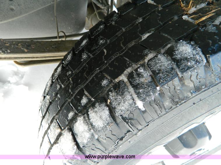 image for item D8836 2001 Dodge Ram 1500 pickup truck