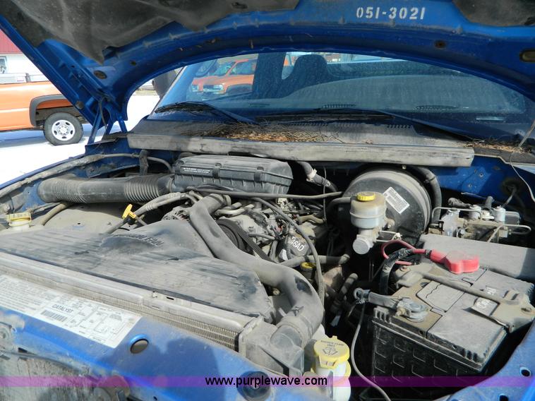 image for item D8836 2001 Dodge Ram 1500 pickup truck