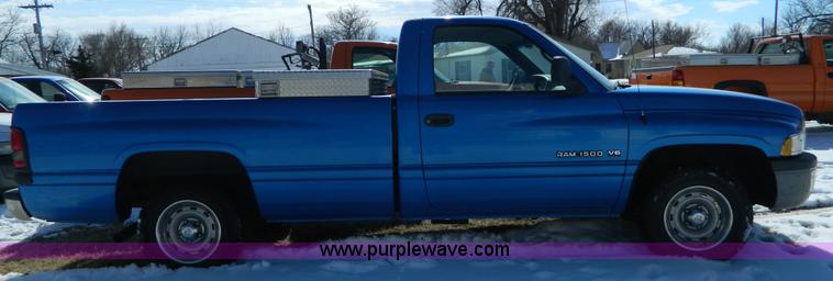 image for item D8838 1999 Dodge Ram 1500 pickup truck