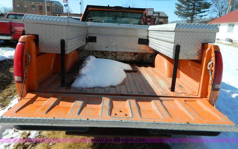 image for item D8843 1998 Chevrolet 2500HD pickup truck