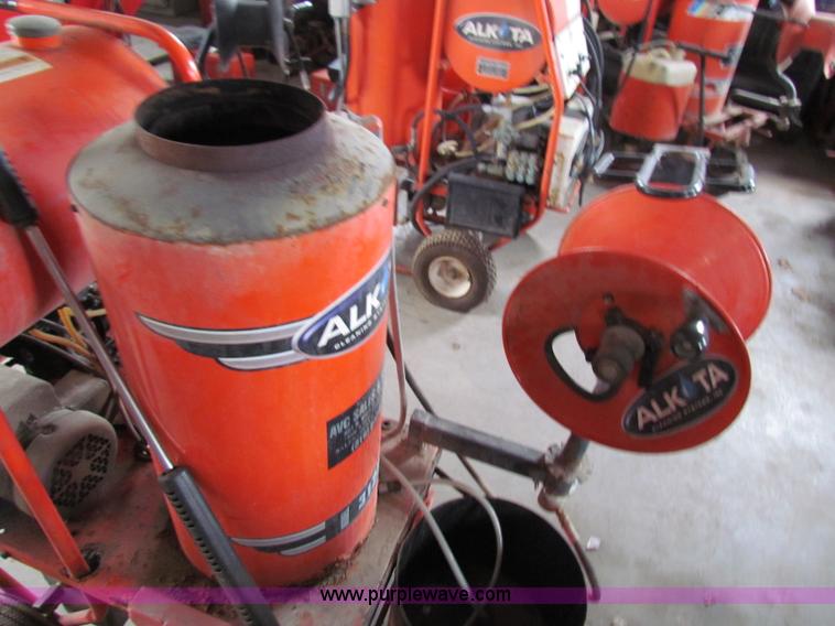 image for item I9520 2004 Alkota 3122T pressure washer