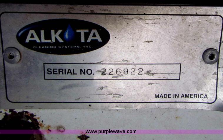 image for item I9520 2004 Alkota 3122T pressure washer