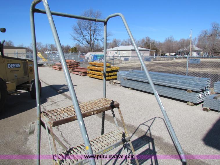 image for item I9586 Cotterman 0203 five step rolling steel ladder