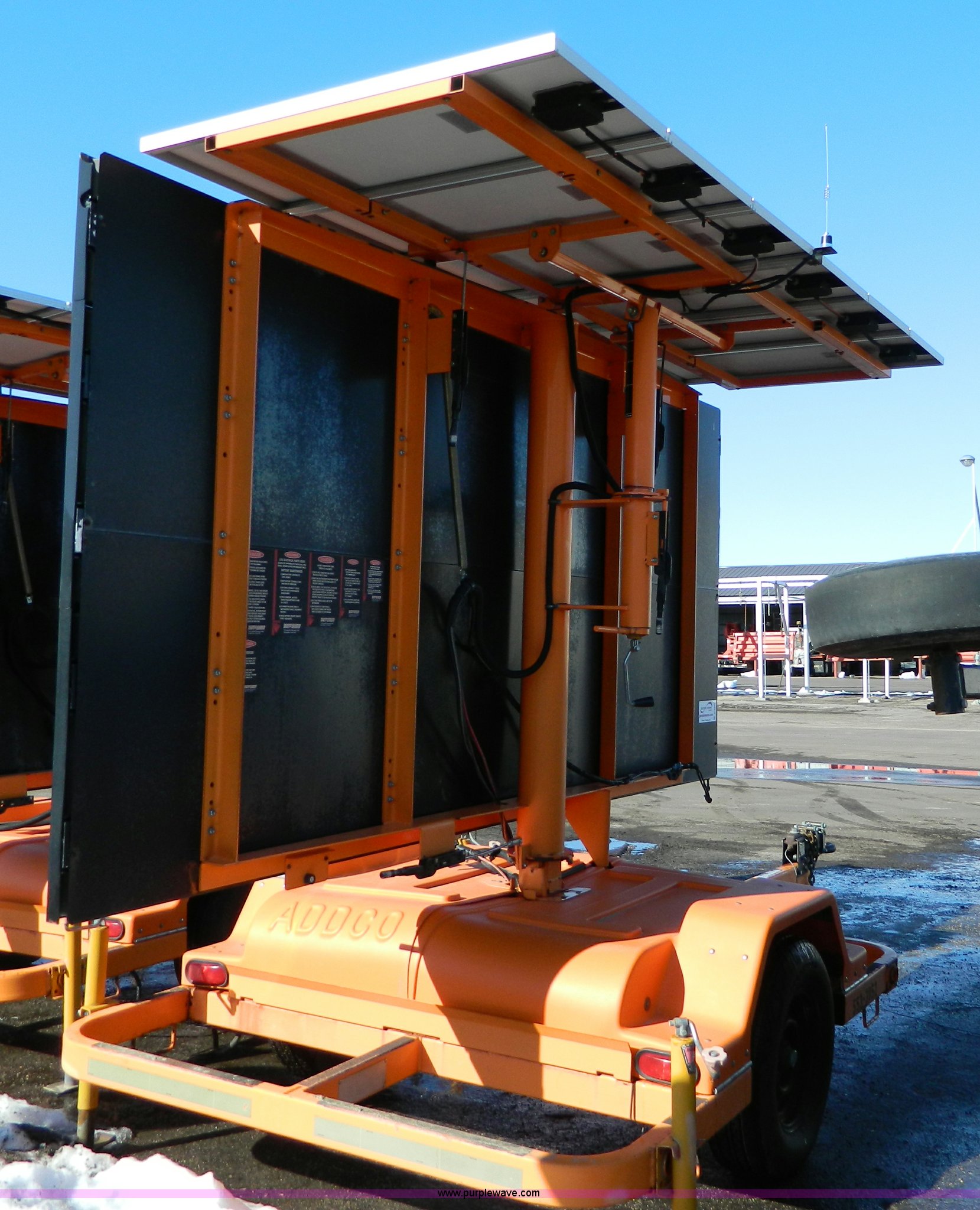 2002 Addco DH1000 FM variable message board in Norton, KS Item D8845