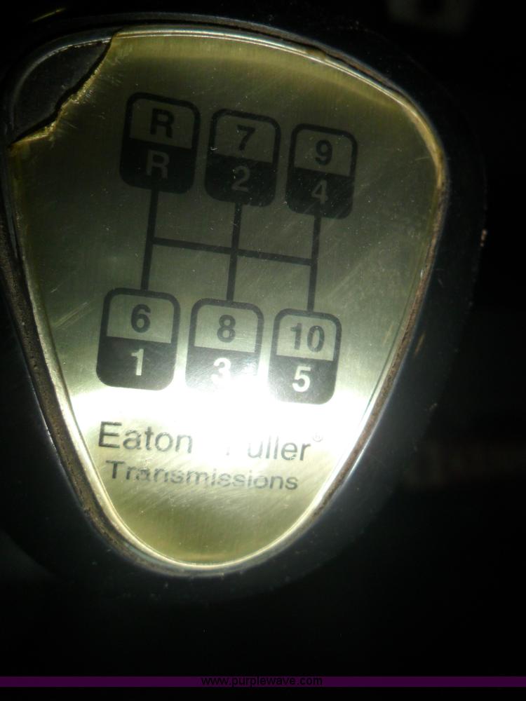 image for item A1932 1999 Kenworth T800 semi