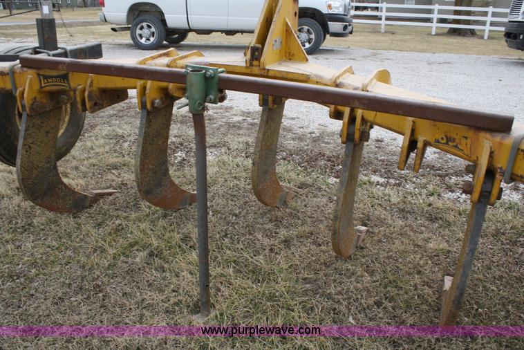image for item A6734 Landoll 600 five shank ripper