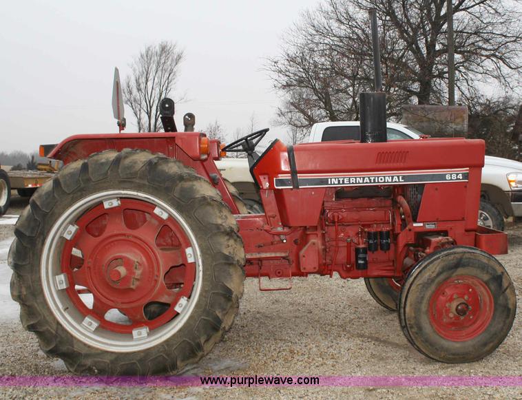 image for item A6997 1982 International 684 tractor