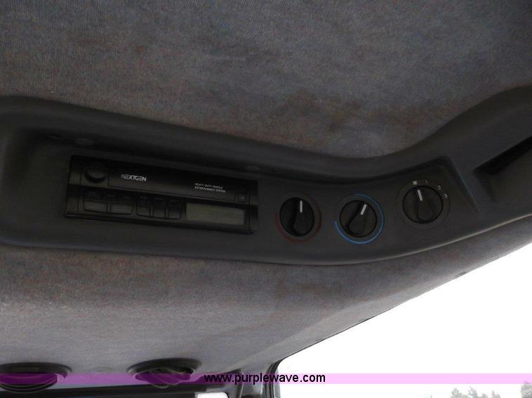 image for item B1010 2004 New Holland TM190 MFWD tractor