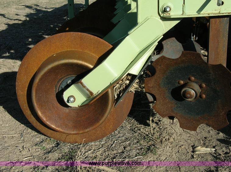 image for item B1018 Orthman 1tRIPr 12R30 toolbar