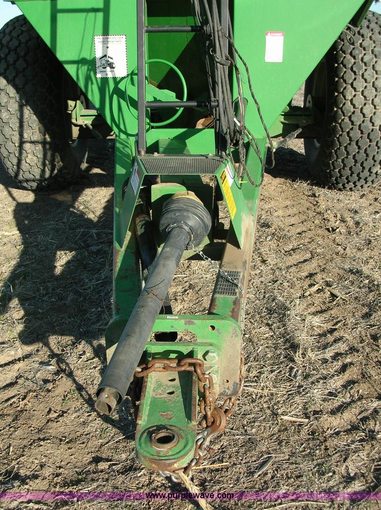 image for item B1019 Brent 774 grain cart