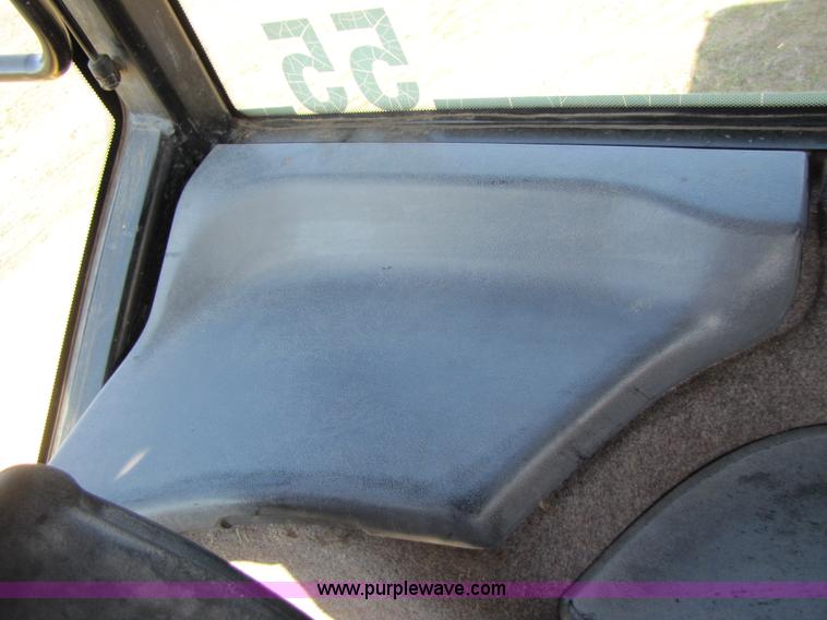 image for item B2208 1998 Caterpillar Challenger 55 track tractor