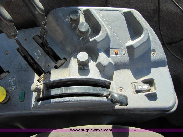 image for item B2208 1998 Caterpillar Challenger 55 track tractor