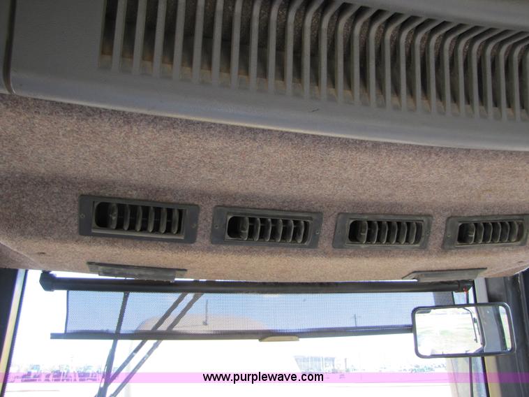 image for item B2208 1998 Caterpillar Challenger 55 track tractor