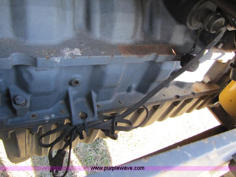 image for item B2208 1998 Caterpillar Challenger 55 track tractor