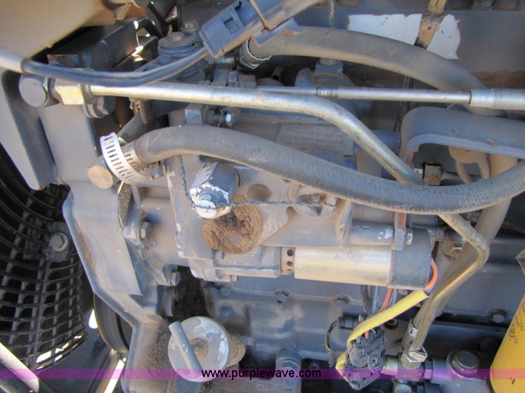 image for item B2208 1998 Caterpillar Challenger 55 track tractor