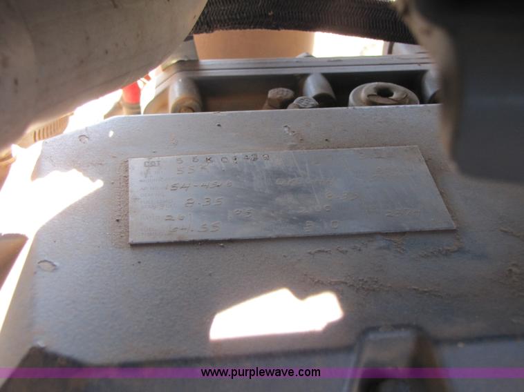 image for item B2208 1998 Caterpillar Challenger 55 track tractor