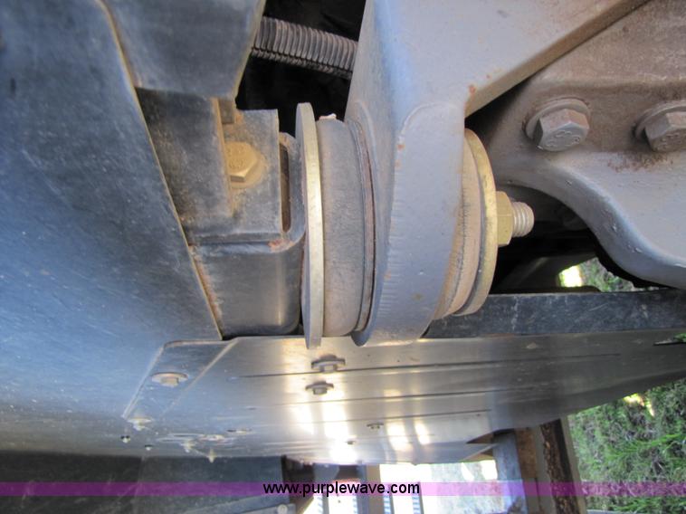 image for item B2208 1998 Caterpillar Challenger 55 track tractor