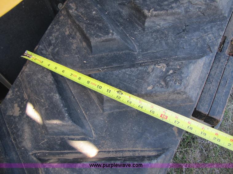 image for item B2208 1998 Caterpillar Challenger 55 track tractor