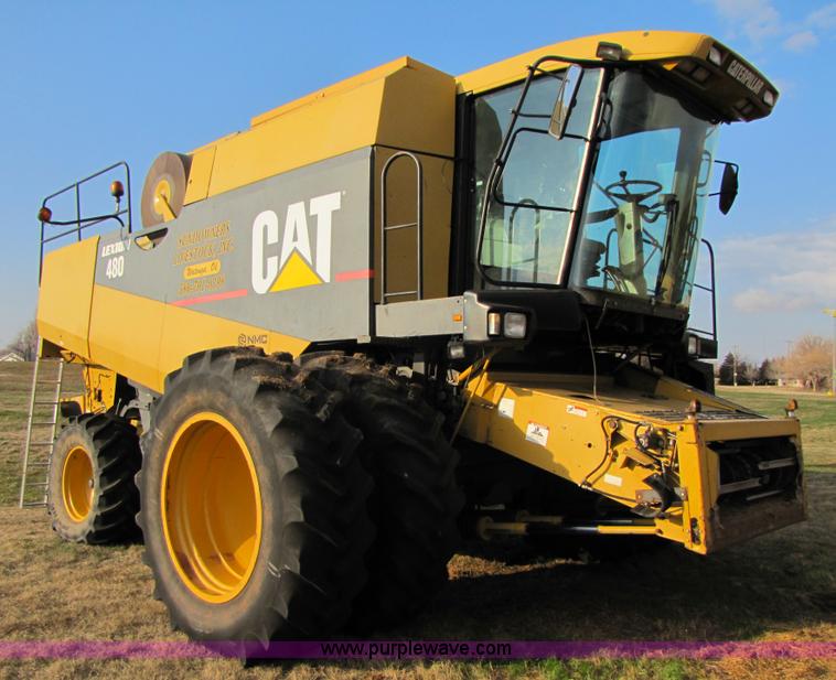 image for item B2209 1998 Caterpillar 480 Lexion combine