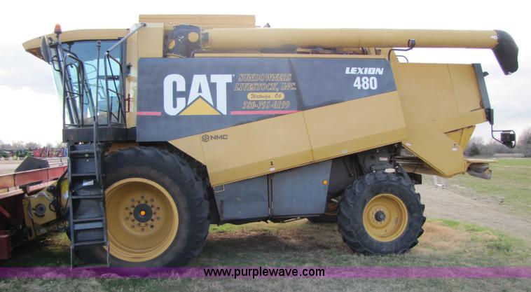 image for item B2209 1998 Caterpillar 480 Lexion combine