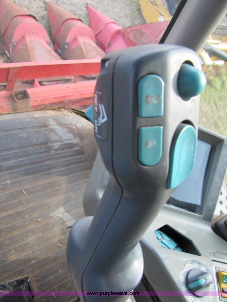 image for item B2209 1998 Caterpillar 480 Lexion combine