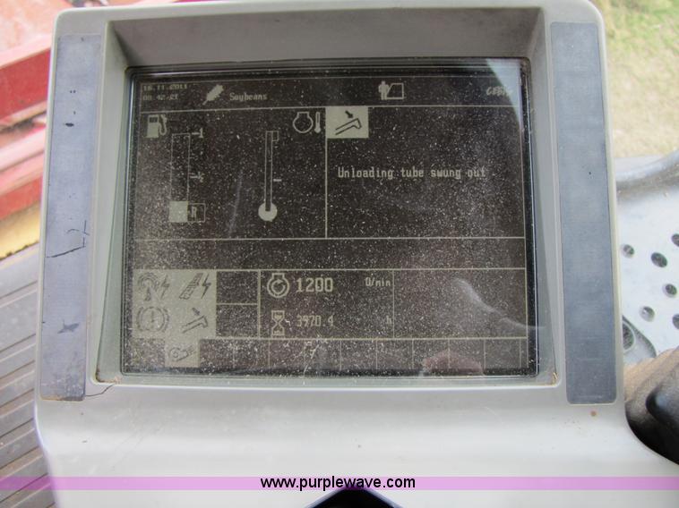 image for item B2209 1998 Caterpillar 480 Lexion combine