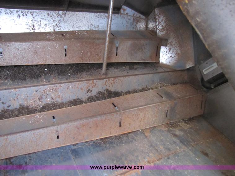 image for item B2209 1998 Caterpillar 480 Lexion combine