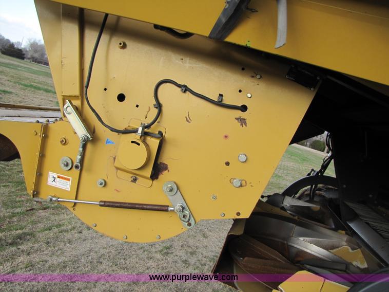 image for item B2209 1998 Caterpillar 480 Lexion combine