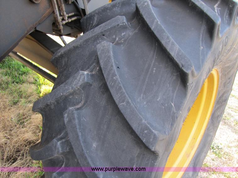 image for item B2209 1998 Caterpillar 480 Lexion combine