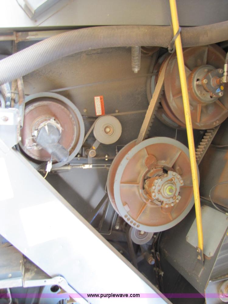 image for item B2209 1998 Caterpillar 480 Lexion combine