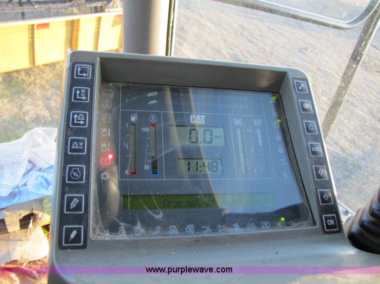 image for item B2210 2000 Caterpillar 470 Lexion RWA combine