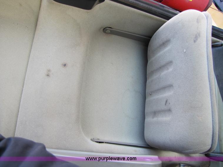 image for item B2210 2000 Caterpillar 470 Lexion RWA combine