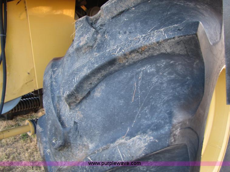 image for item B2210 2000 Caterpillar 470 Lexion RWA combine