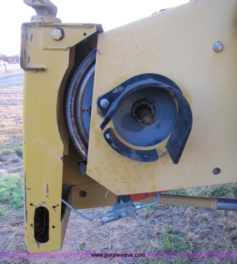 image for item B2210 2000 Caterpillar 470 Lexion RWA combine