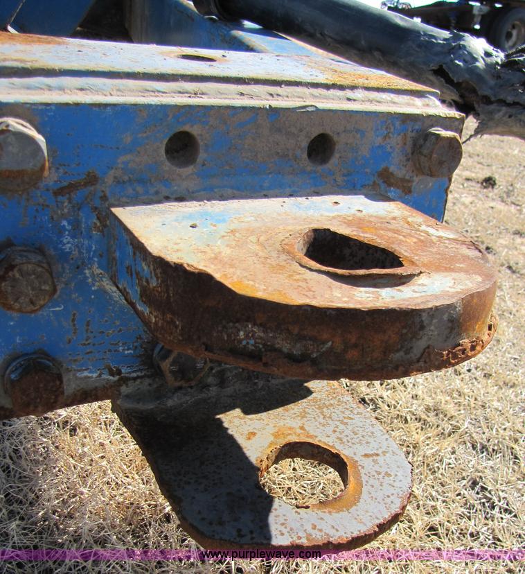 image for item B2211 Kinze 840 row crop grain cart