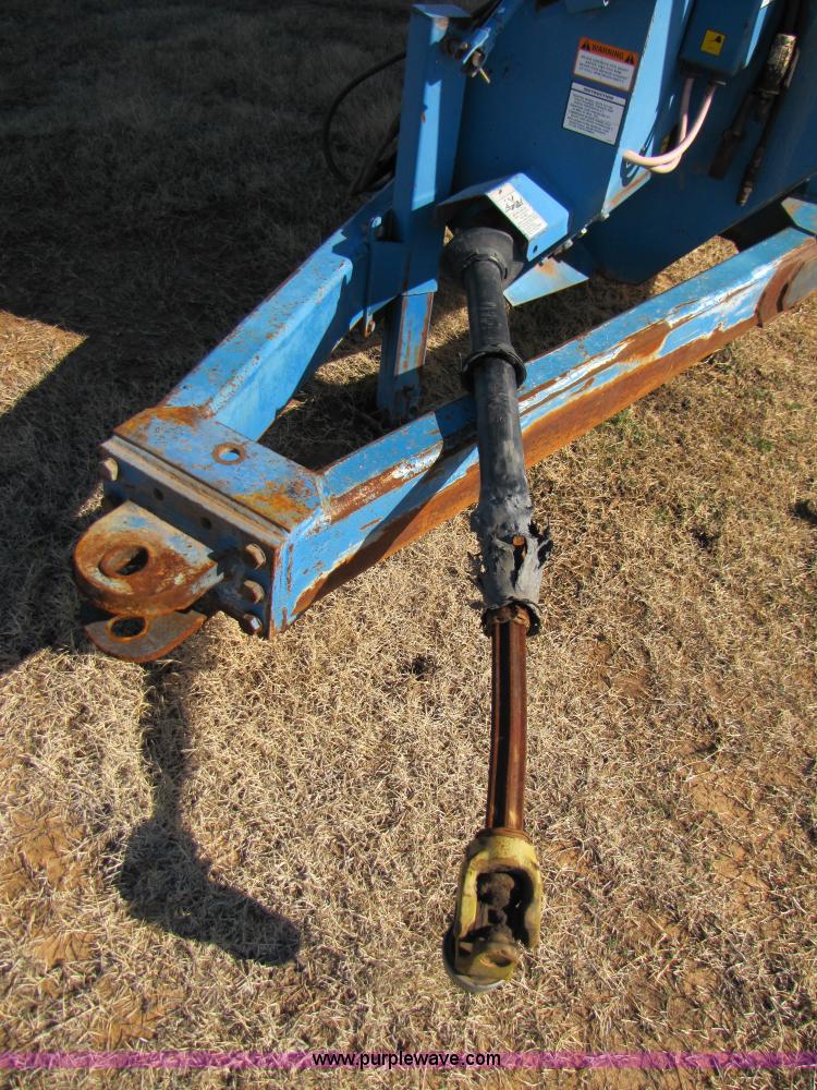 image for item B2211 Kinze 840 row crop grain cart