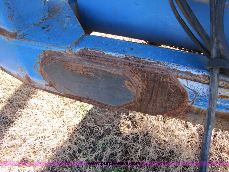 image for item B2211 Kinze 840 row crop grain cart