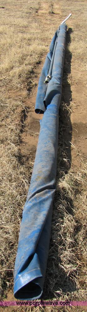 image for item B2211 Kinze 840 row crop grain cart