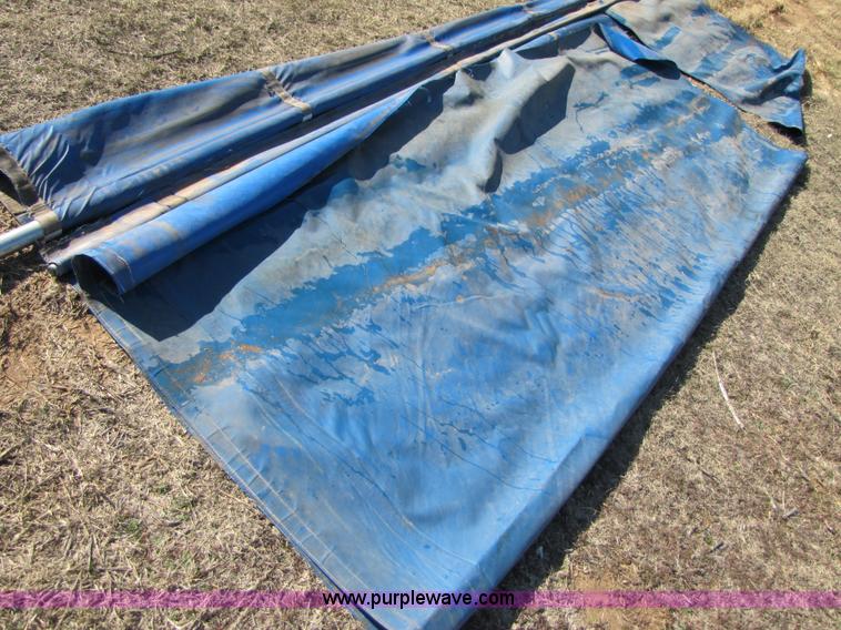 image for item B2211 Kinze 840 row crop grain cart