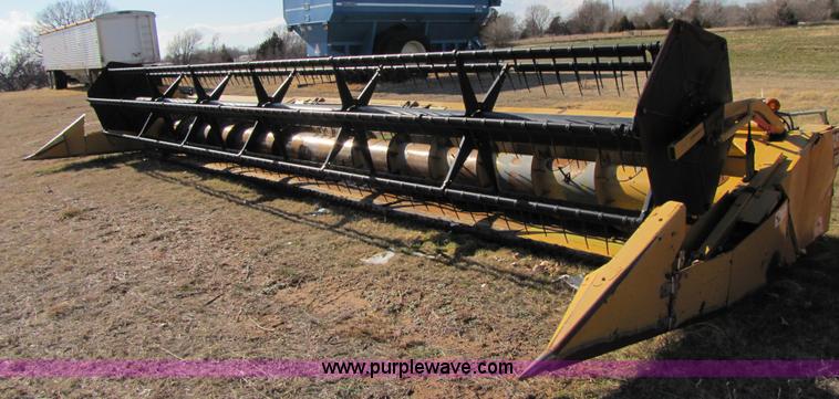 image for item B2212 2001 Caterpillar F30 30' platform