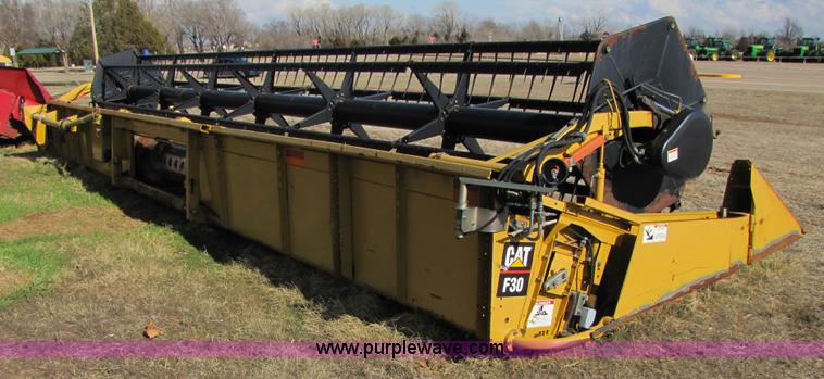 image for item B2212 2001 Caterpillar F30 30' platform