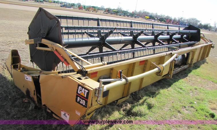 image for item B2212 2001 Caterpillar F30 30' platform