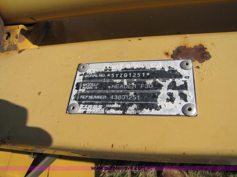 image for item B2212 2001 Caterpillar F30 30' platform