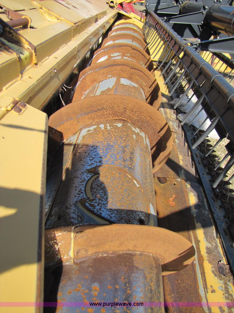 image for item B2212 2001 Caterpillar F30 30' platform